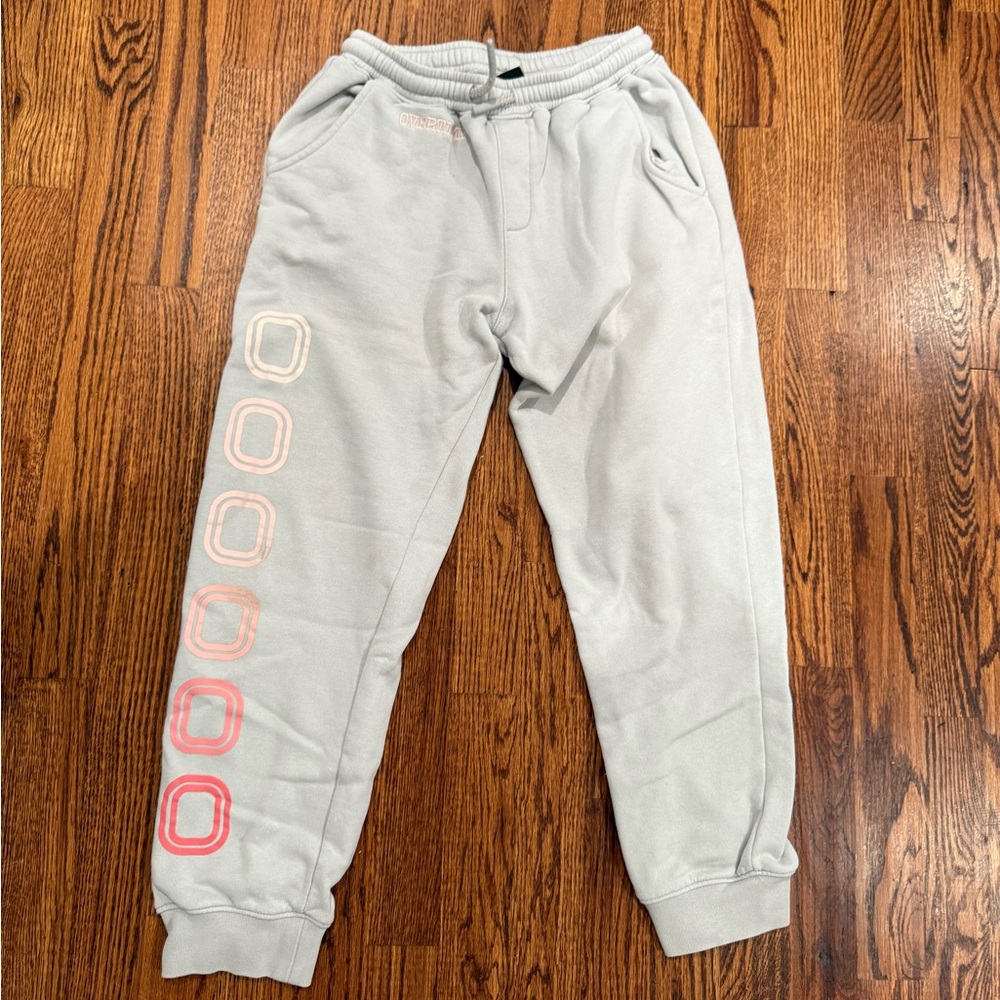 Light grey/cream jogger overtime . Youth XL